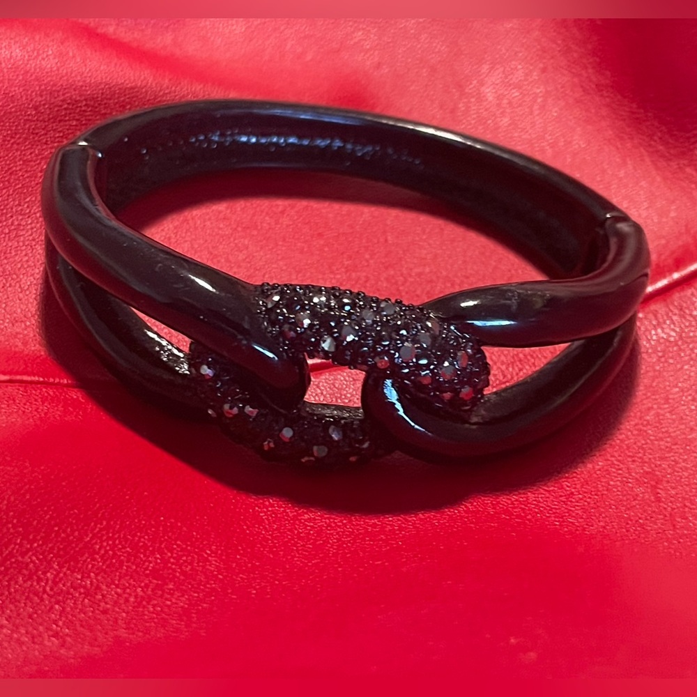 Kenneth Cole Y2K Black Hinged Pave Crystal Bangle Bracelet